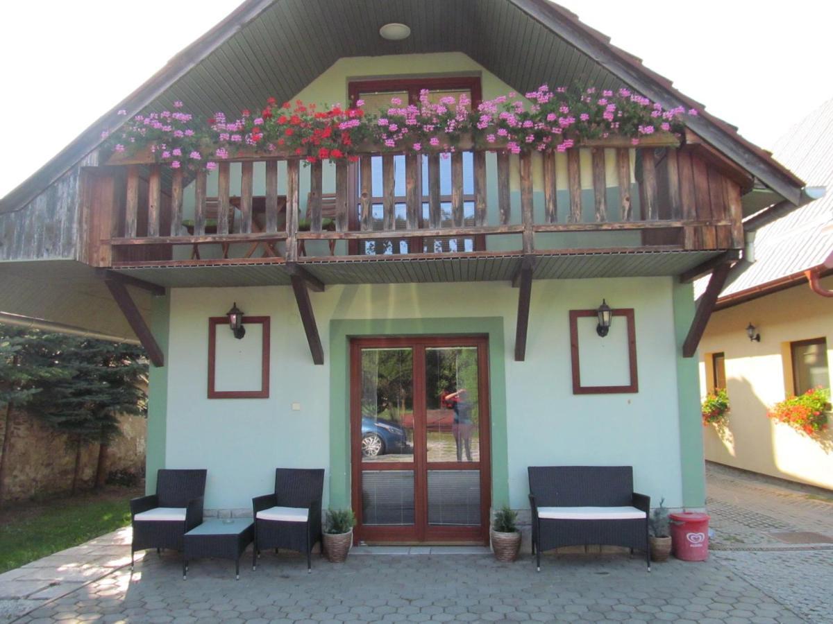 A+S Penzion Podzamok Spišské Podhradie Exterior foto